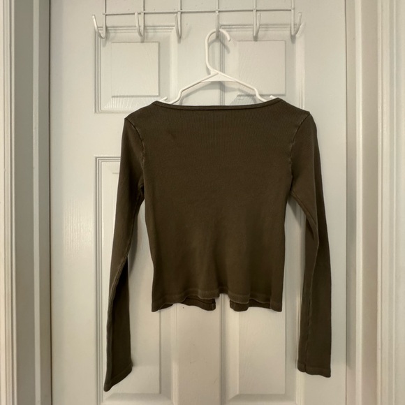 Cardigan! 🥑🤎 - Picture 2 of 3